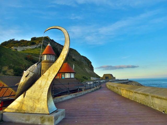 The classic Scarborough walk, equally as good when you're wrapped up in winter as in the sunshine in summer and with ice creams parlours at both ends to reward your efforts! This one is accessible to all.