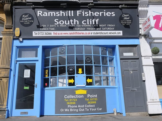 Praised in recent reviews for good food and social distancing measures.