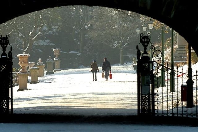 It included the United Kingdom's coldest December since Met Office records began in 1910, with a mean temperature of -1 °C, breaking the previous record of 0.1 °C in December 1981
