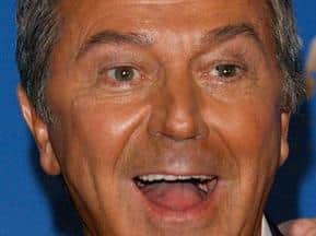 Des O'Connor dies after a fall