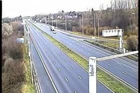 A lane has been closed on the M6 between Leyland and Standish this morning (November 23)