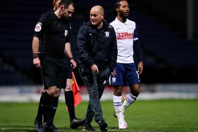 Preston North End manager Alex Neil makes his point to referee Tim Robinson at the final whistle
