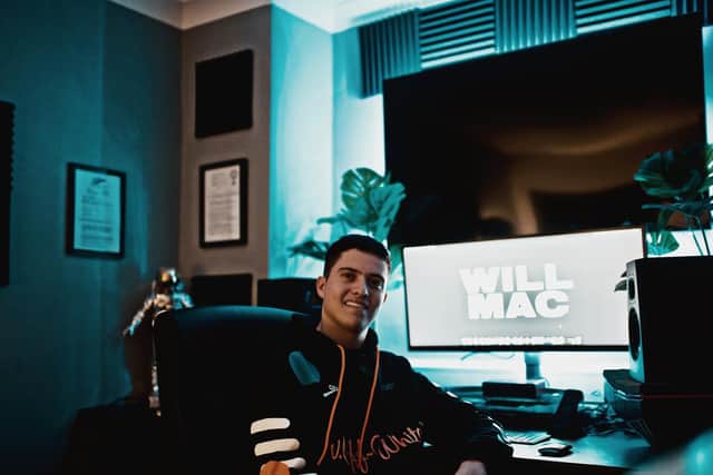 DJ Will Mac, 22, photos: Eddy Highton/ Marc De Groot