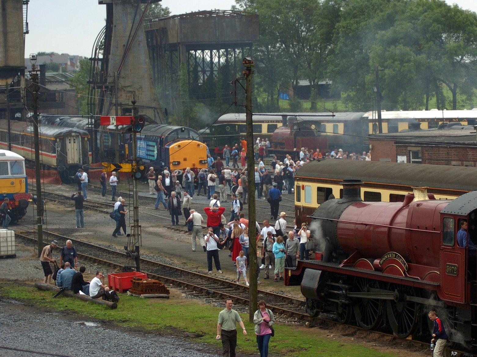 Giant train misses its stop in Carnforth
