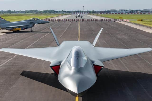 Tempest concept model, alongside the Typhoon aircraft (image: BAE Systems)