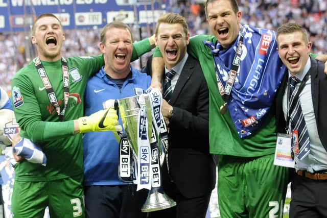 Sam Johnstone (left) with Alan Kelly, Jamie Jones, Thorsten Stuckmann and Steven James after PNE's play-off final victory at Wembley in May 2015