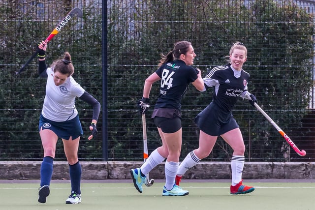 Zara Noble (left) shows her frustration as Newcastle 2nds fight back

Photo by Brian Murfield