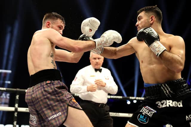 Catterall and Taylor did battle in front of a 12,000-strong Glasgow crowd