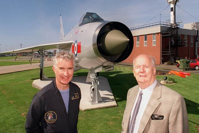 Keith Hartley with former test pilot Johnny Squiers at the unveiling of a refurbished Lightning in 1999