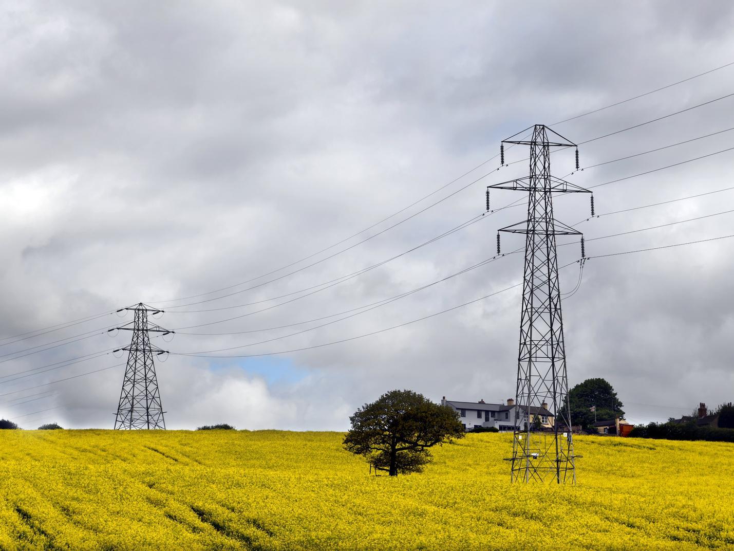 Power cut is restored after 1,300 homes and businesses hit in preston