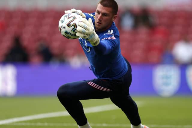 Sam Johnstone warms-up ahead of his England debut