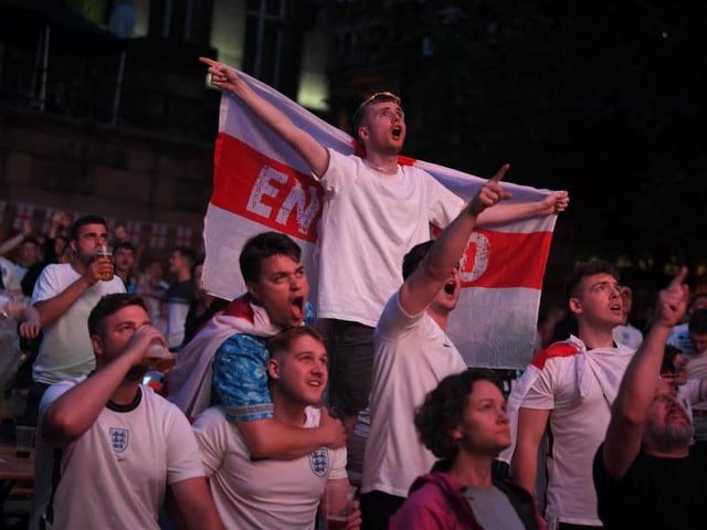 Hundreds of fans watched the final at the Flag Market last night
