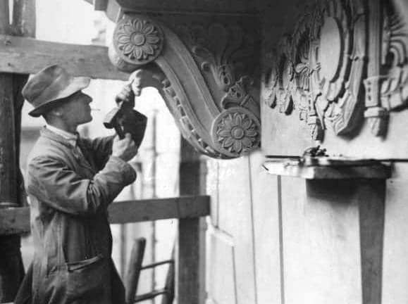 Sculptor at work on Preston Town Hall  in 1932