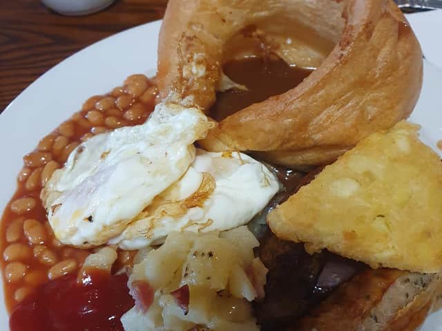 Photographic evidence of peak British culinary achievement