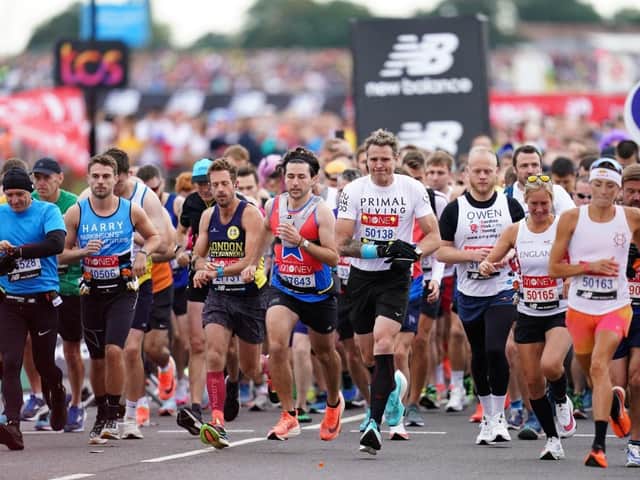 Runners at the start of the 2021 London Marathon