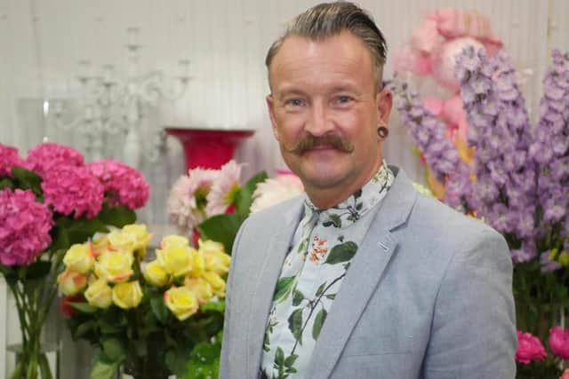 Florist, Author and TV Presenter Simon Lycett is backing Marie Curie’s spring planting call,