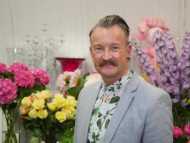 Florist, Author and TV Presenter Simon Lycett is backing Marie Curie’s spring planting call,