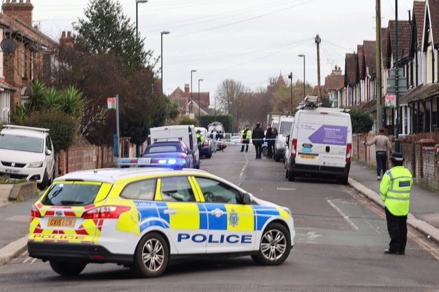 Police attended the scene in Linden Road, Bognor Regis. Picture by Eddie Mitchell SUS-220502-173031001