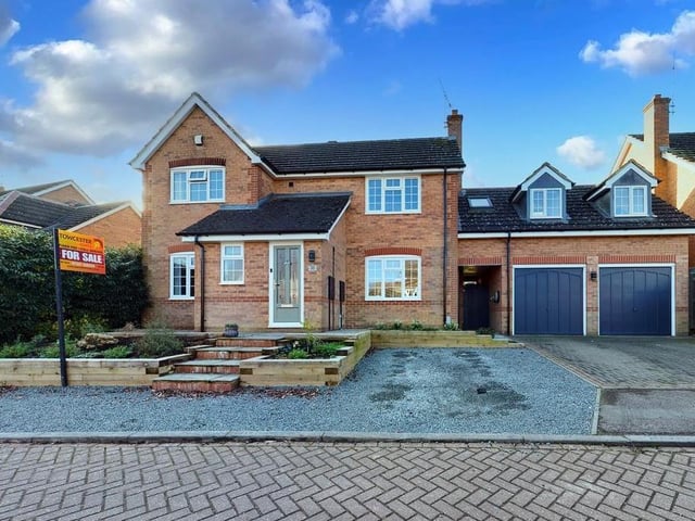 Stewart Drive, Silverstone
Guide Price £625,000
Five-bed detached
Towcester Homes, 01327 611083
