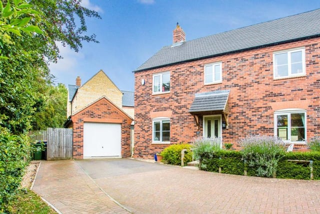 Lime Kiln Close, Silverstone
Four-bed detached in cul-de-sac location
£435,000
Russell & Butler, 01280 815999