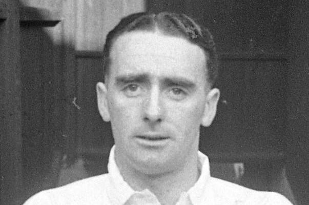 A quite incredible game saw the Hatters draw 5-5, Tommy Kiernan (2, pictured), Peter Small, Bobby Brennan and Charlie Watkins scoring, as they lost an equally crazy replay, beaten 5-3 at Filbert Street.