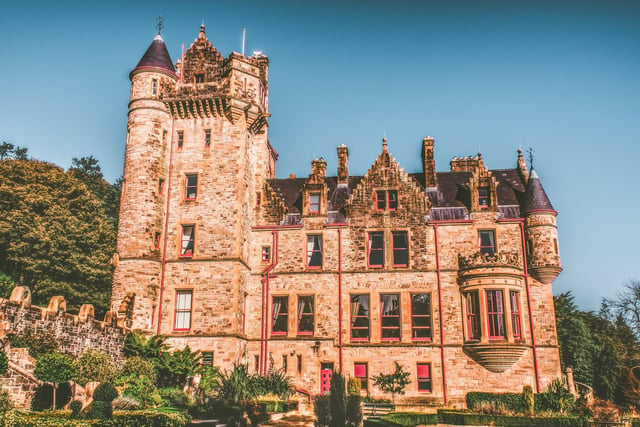 Belfast Castle offers scenic views of Belfast city and Belfast Lough. The Cat Garden is the ideal setting to propose and the Castle itself is a popular wedding venue.