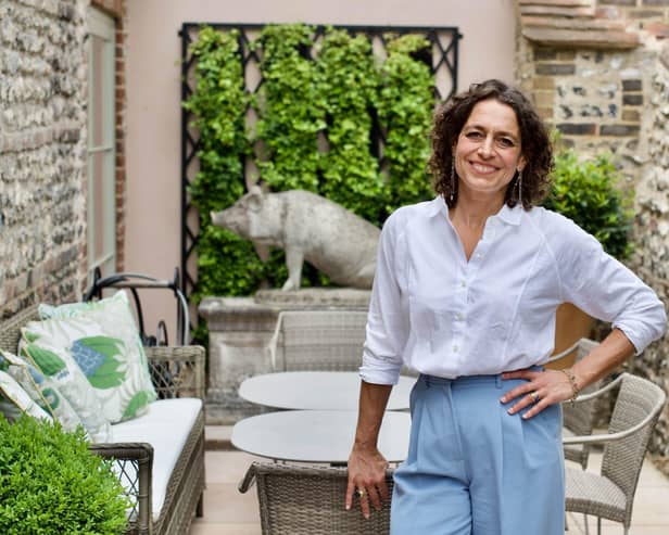 Alex Polizzi