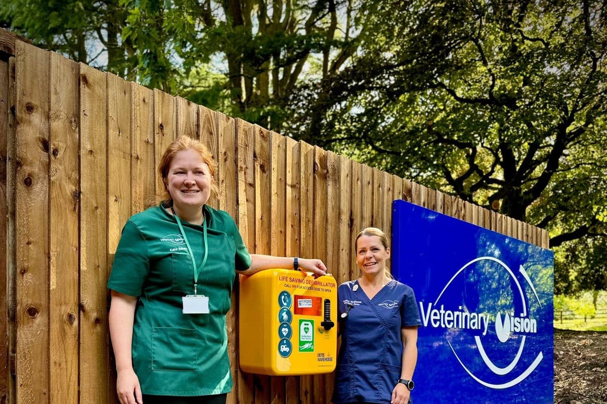 Veterinary Vision Veterinary Vision eye clinic installs life-saving defibrillator at ...
