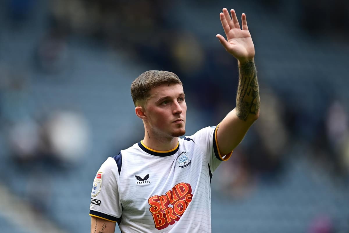 Eine kleine taktische Anpassung könnte Alfie Devine bei Preston North End ...