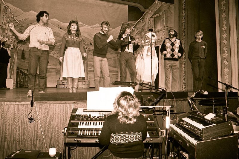 Mother Goose at Charter Theatre, Preston
December 1983.