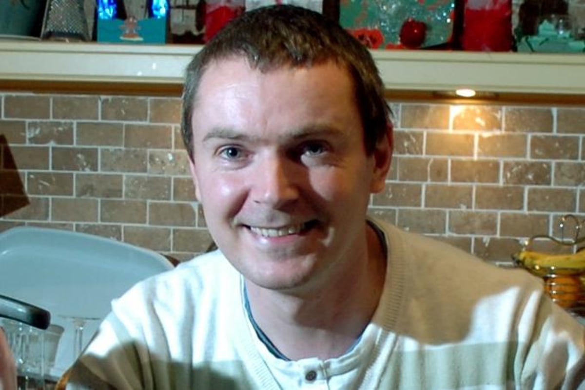 Britain's biggest family get 1 out of 5 hygiene rating for their pie shop