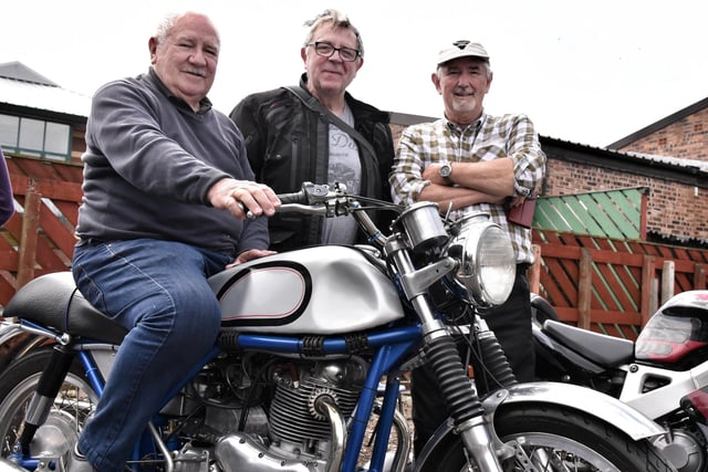 Pictured (from left) Albert Duvall with the Norton-based special which he built himself, Eric Warburton and Fred Rimmer