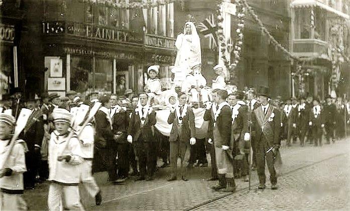 St. Walburge's Church Procession, 1922 Preston Guild