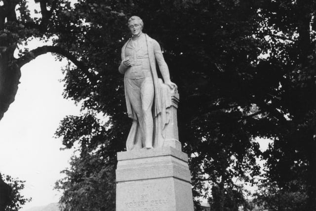 The statue of Sir Robert Peel resplendent again in Winckley Square, Preston, after its cleaning as part of the area's improvement programme in 1986