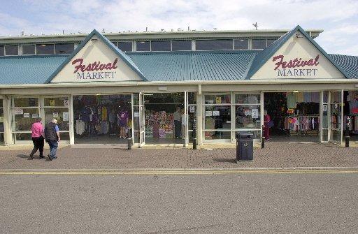 In series 3, Adnan and Rooney face off in Morecambe's Festival Market. Adnan manages to get the upper hand and injures Rooney before fleeing the scene.
