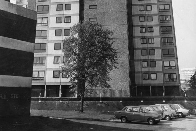 Although you can't see all 17-stories of Penrith House, this is what it looked like in 1982
