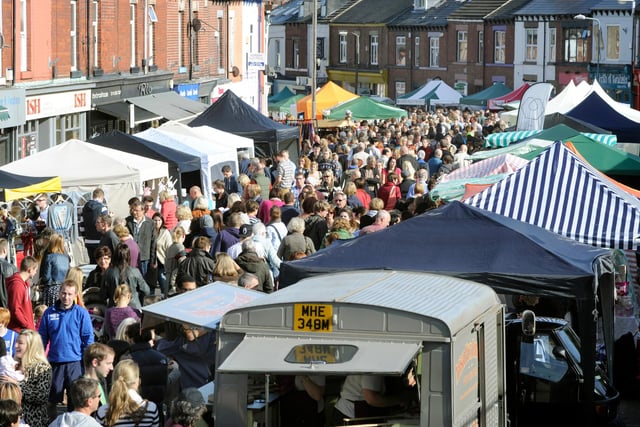 The popular Sharrow Vale Market is back for the first time since lockdown on Sunday, August 30 from midday to 4pm. Adjustments have been made to allow for social distancing. The market runs from the Hunters Bar roundabout to the forecourt of Hawley’s Tyres on Sharrow Vale Road. (http://sharrowvalemarket.co.uk)