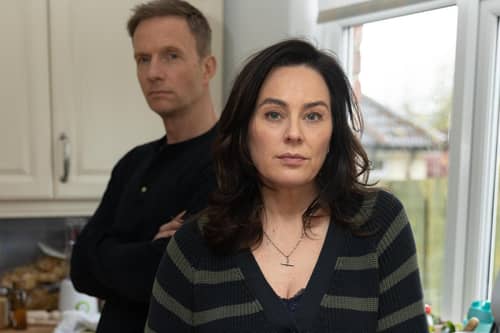 The Feud introduces Emma and John Barnett, played by Jill Halfpenny and Rupert Penry-Jones (Picture: Channel 5)