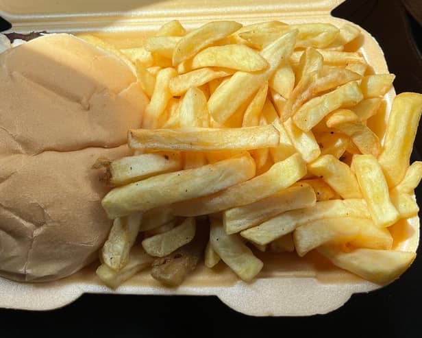 Surf N Turf's cheeseburger and chips, what did readers say to Catherine's review.