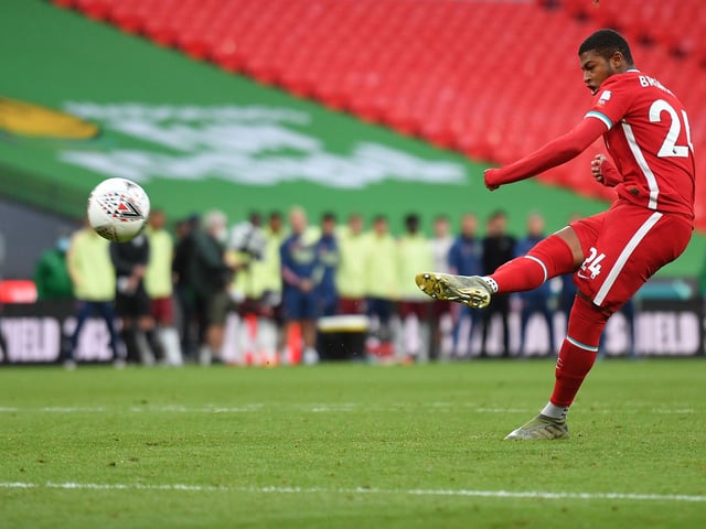 Leeds United will have to pay over £20m to sign Liverpool starlet Rhian Brewster. A number of top tier sides are said to be interested, while Championship side Swansea City still hold hopes of another loan deal. (Guardian)