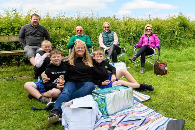 Roger, Chloe, Alex, Genny, Peter, William, Jan Hindle and Janet Thompson
