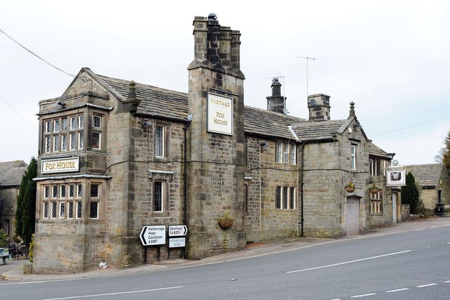 The Fox House pub and restaurant is very close to the main entrance of the National Trust's Longshaw estate - Surprise View, with its stunning scenery, is around 20 minutes away too on foot. (https://www.vintageinn.co.uk/restaurants/yorkshire/thefoxhouselongshaw)