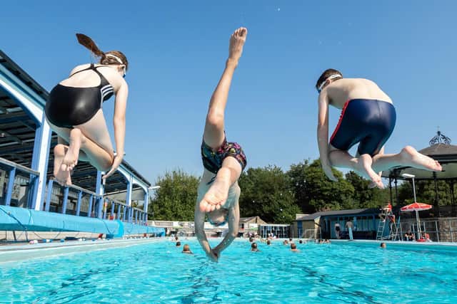 Kids can swim for a quid in Preston this summer
