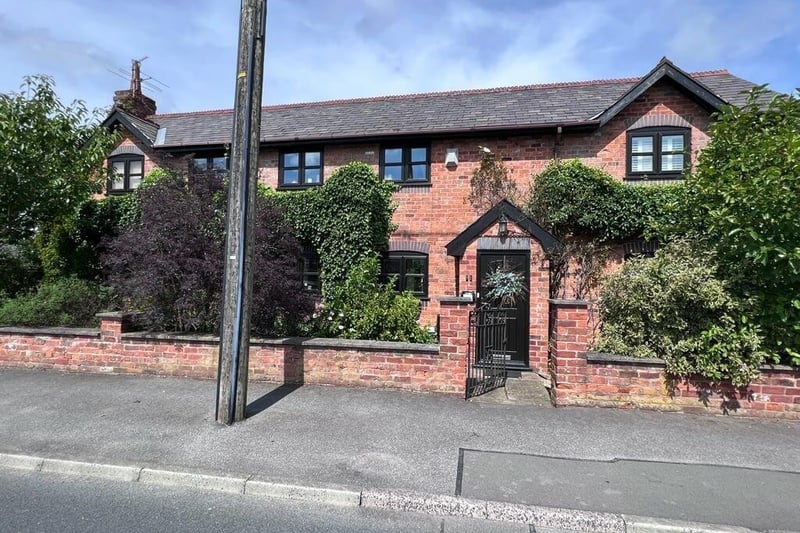 Chapel Lane, Longton, Preston, PR4 (Credit: Lawrence Rooney Estate Agents)