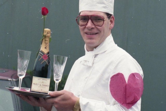A top chef is getting ready to deliver a romantic surprise to loving Lancashire couples on Valentine's Day. Richard Walmsley, who runs St Annes-based Belle Cuisine, will turn up on their doorstep with a sparkling champagne and roses breakfast for two