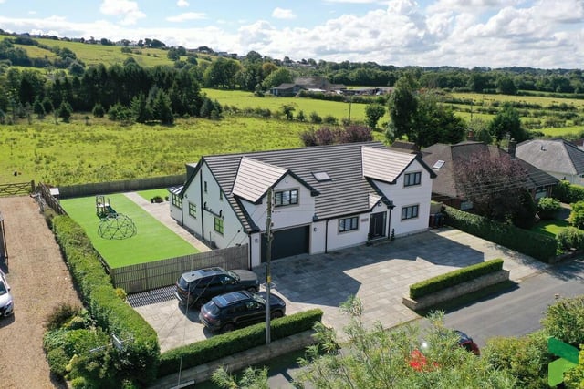 Higher Commons Lane, Balderstone (Credit: Proctors Estate Agency)