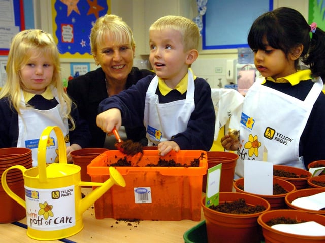 Pupils from Fulwood and Cadley Primary School got their hands dirty to plant daffodil bulbs for the Marie Curie Cancer Care Mini Pots of Care schools fundraising imitative, in partnership with Yellow Pages. Lyn Fenton, the community fundraising manager, was on hand to help Demi-Leigh Graham, aged four, Harry Moss, aged four, and Alenne Raza, aged four, plant their bulbs for spring.