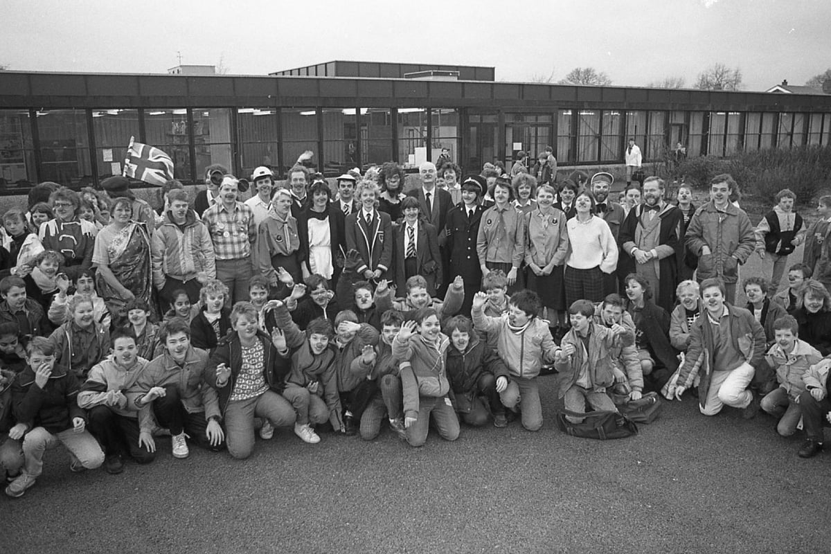 Here's 34 picture memories of Preston folk getting up to all sorts all the way back in 1988