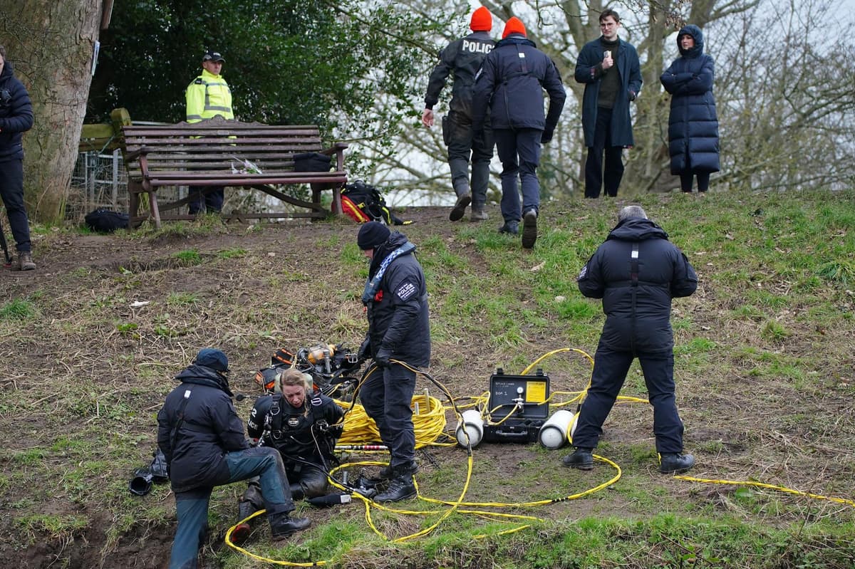 Latest scenes as divers comb river and police cordon off bench where missing mother’s phone was found