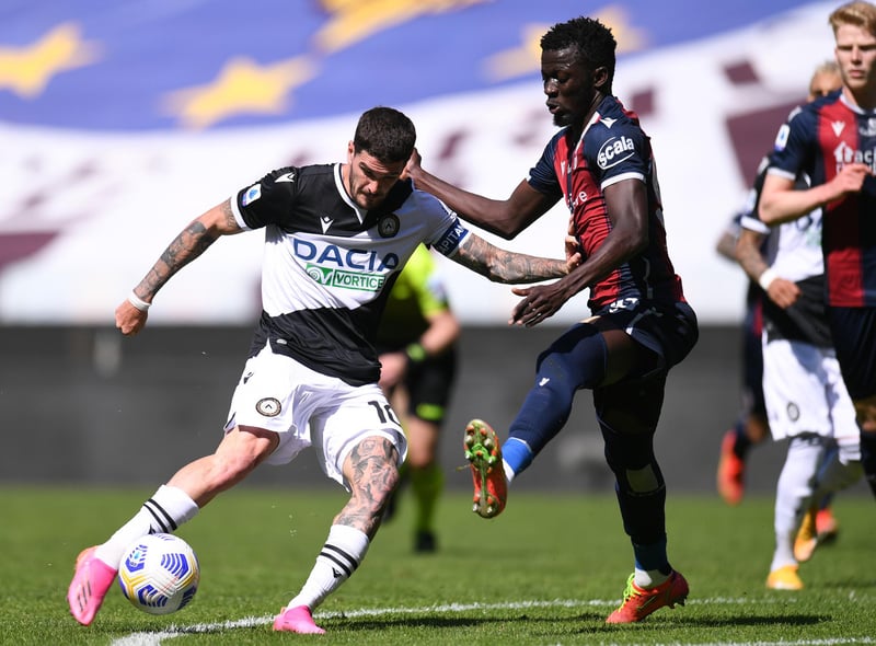 Leeds United have been set a hefty £35m asking price for Udinese star Rodrigo de Paul, and could have to contend with the added pressure of competition from Atletico Madrid to sign the player. He was heavily linked with Leeds last summer too. (Goal)